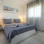 House Rytha 3 * לימנריה