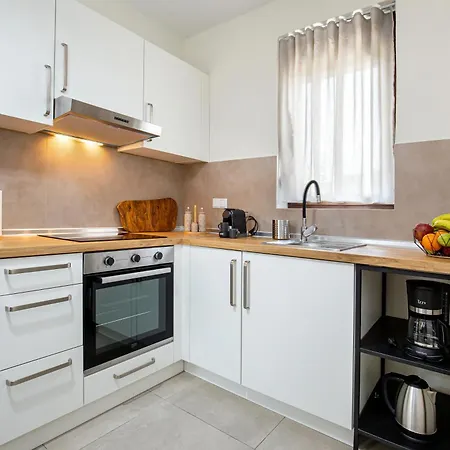 House Rytha 3 * Λιμενάρια